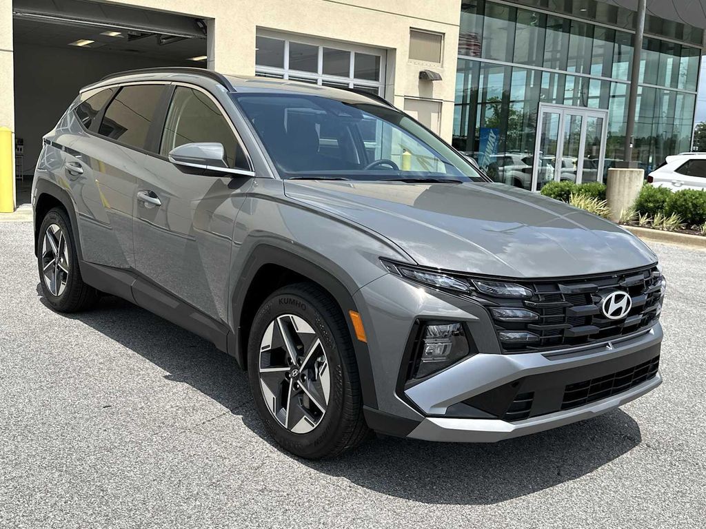 New 2026 Hyundai TUCSON SEL Premium