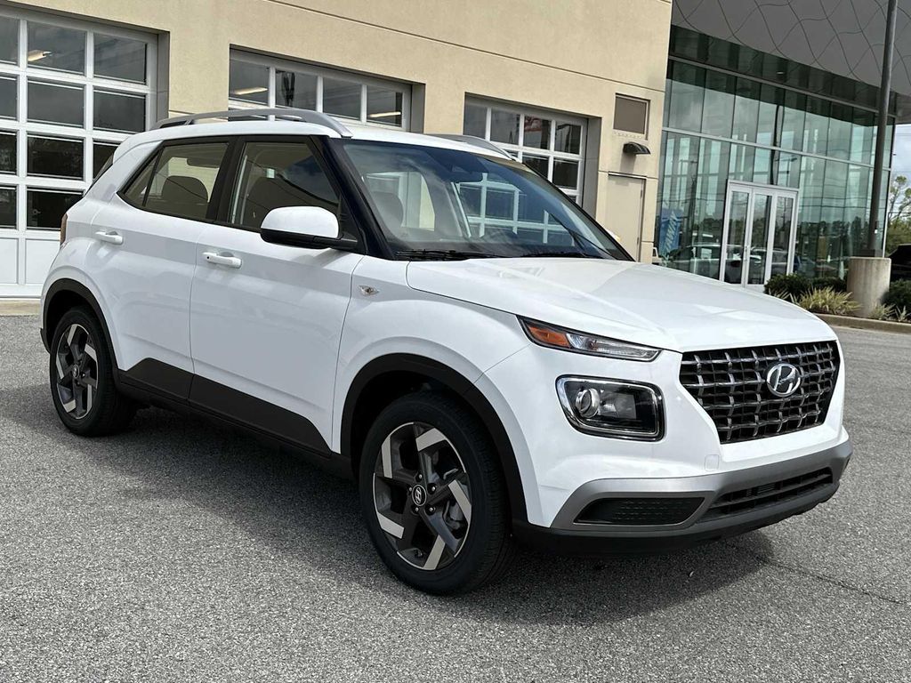 New 2026 Hyundai VENUE SEL