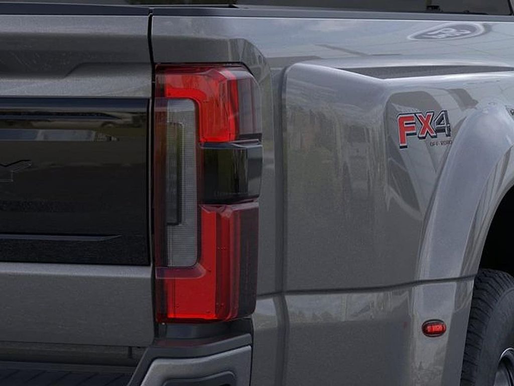 2026 FORD F-350 PLATINUM 缩略图 22