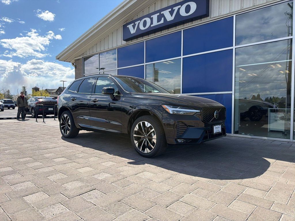 New 2026 Volvo XC60 B5 Plus