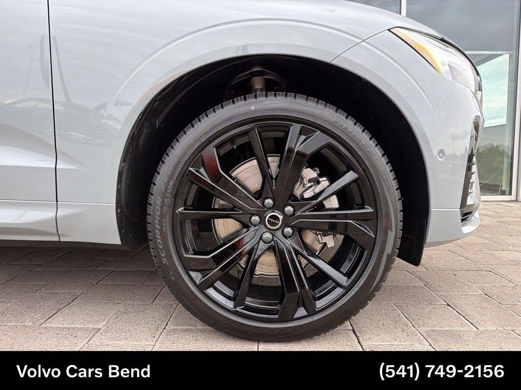 2026 Volvo XC60 PLUG-IN HYBRID BLACK EDITION ULTRA, T8 AWD EL — фото 8