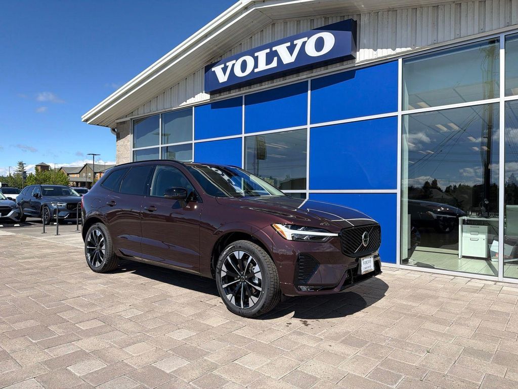 New 2026 Volvo XC60 B5 Plus