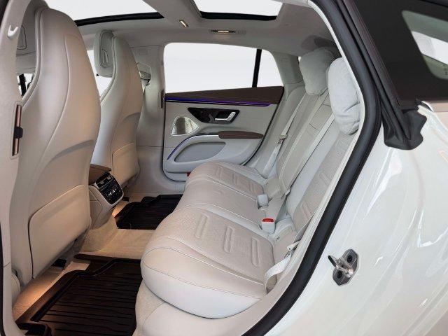 2023 Mercedes-BENZ AMG EQS BASE — миниатюра 12