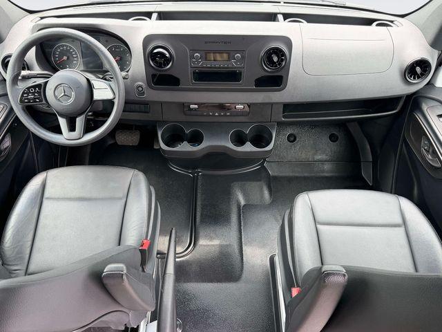صورة مصغرة 16 لـ 2024 Mercedes-BENZ OTHERS