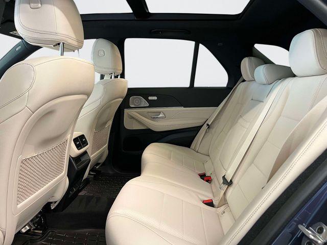 2026 Mercedes-BENZ GLE 缩略图 12