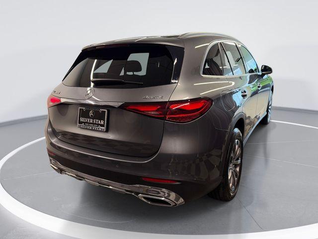 صورة 4 لـ 2023 Mercedes-BENZ GLC
