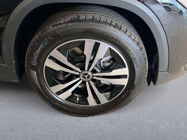 MERCEDES-BENZ GLA - 8