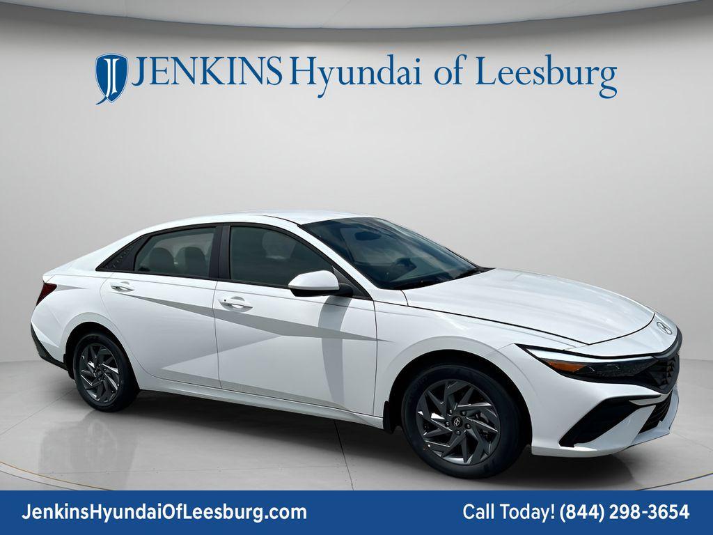 New 2026 Hyundai ELANTRA HEV Blue