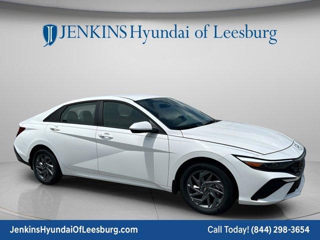 New 2026 Hyundai ELANTRA HEV Blue
