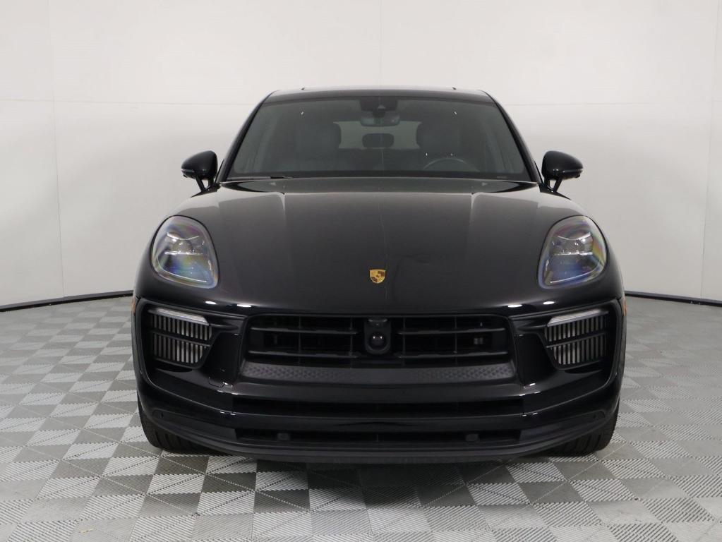 صورة 10 لـ 2024 Porsche MACAN S
