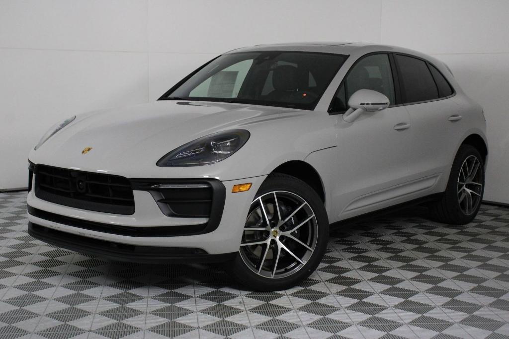 New 2026 Porsche Macan Base