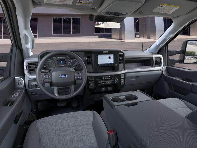 2026 FORD F-350 XL photo 9
