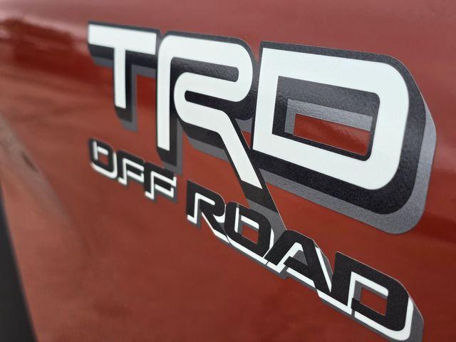 صورة 9 لـ 2025 Toyota TACOMA SR5