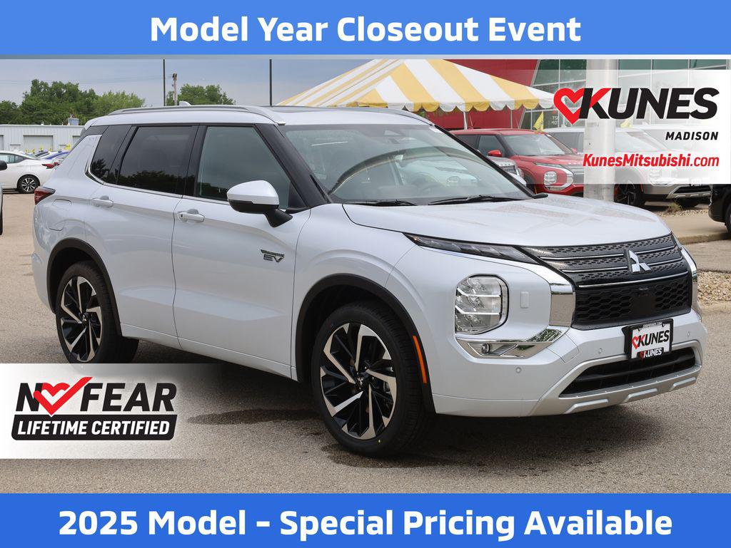 New 2025 Mitsubishi Outlander PHEV SEL