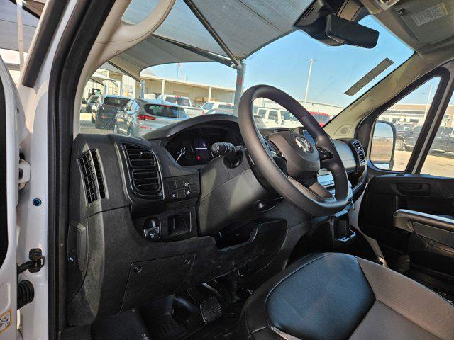 صورة مصغرة 3 لـ 2026 RAM PROMASTER 2500 TRADESMAN