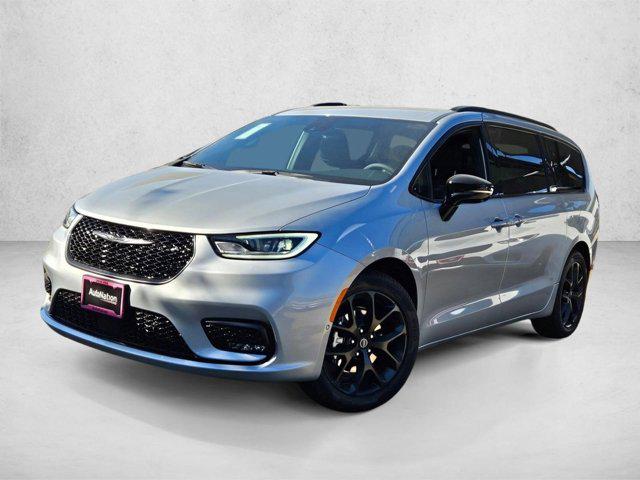 New 2026 Chrysler Pacifica L