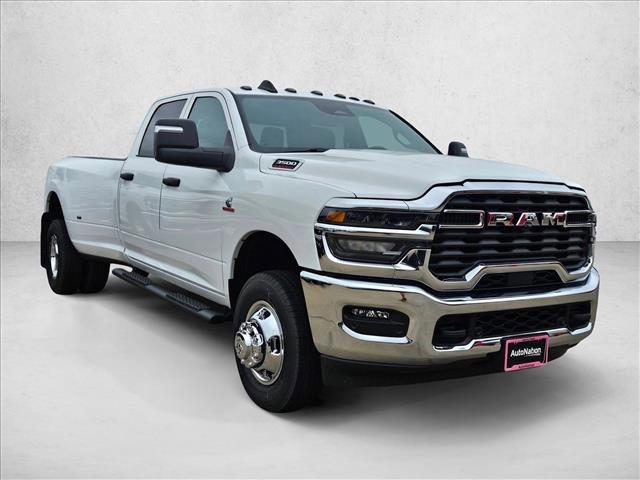 2026 RAM 3500 TRADESMAN CREW CAB 4X4 8' BOX — фото 7