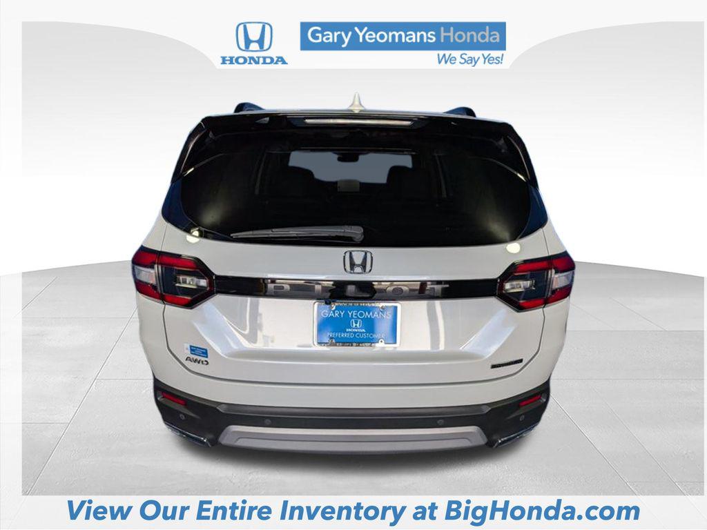 صورة 8 لـ 2024 Honda PILOT TOURING 8-PASSENGER