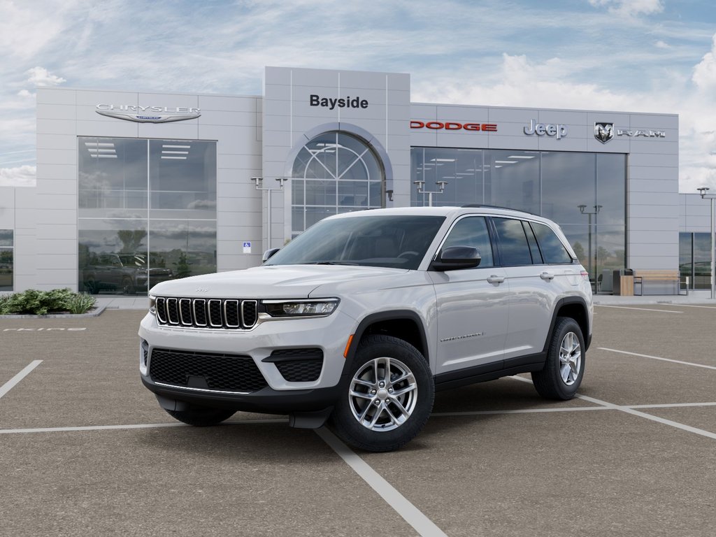 New 2026 Jeep Grand Cherokee Laredo X 4x4