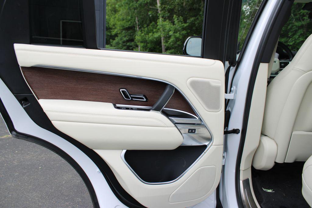 صورة مصغرة 17 لـ 2025 LAND Rover RANGE ROVER P400 SE