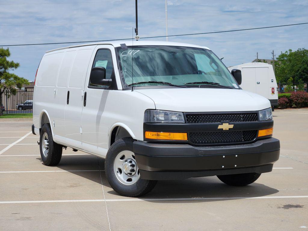 New 2026 Chevrolet Express 2500 Work Van