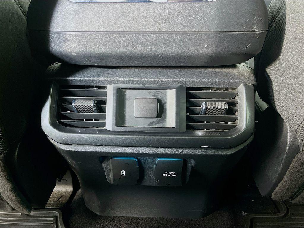 صورة مصغرة 33 لـ 2023 FORD F-150 XLT