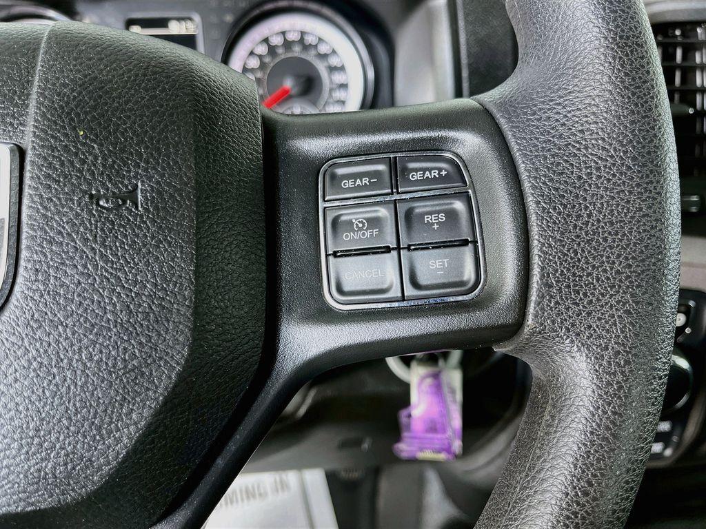 صورة مصغرة 17 لـ 2023 RAM 1500 CLASSIC TRADESMAN