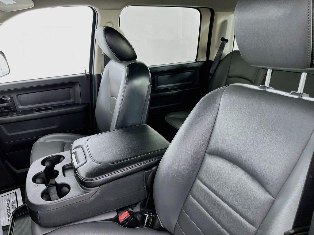صورة مصغرة 26 لـ 2023 RAM 1500 CLASSIC TRADESMAN