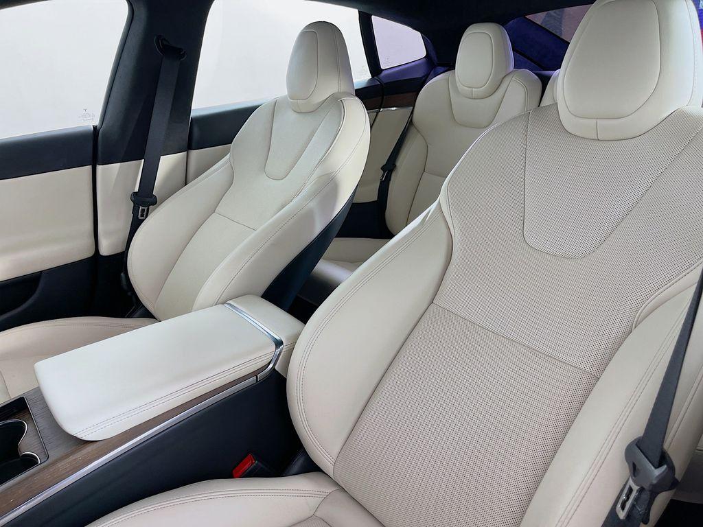 2022 Tesla MODEL S BASE — миниатюра 26