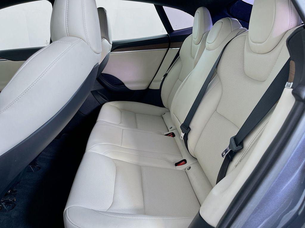 2022 Tesla MODEL S BASE — миниатюра 28