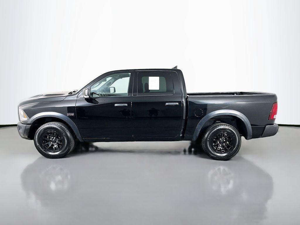 2021 RAM 1500 CLASSIC SLT — фото 5