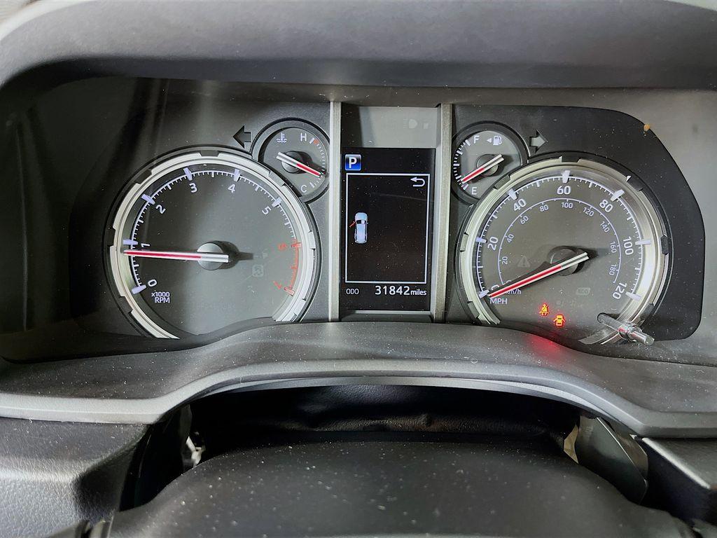 2021 Toyota 4RUNNER VENTURE 缩略图 18