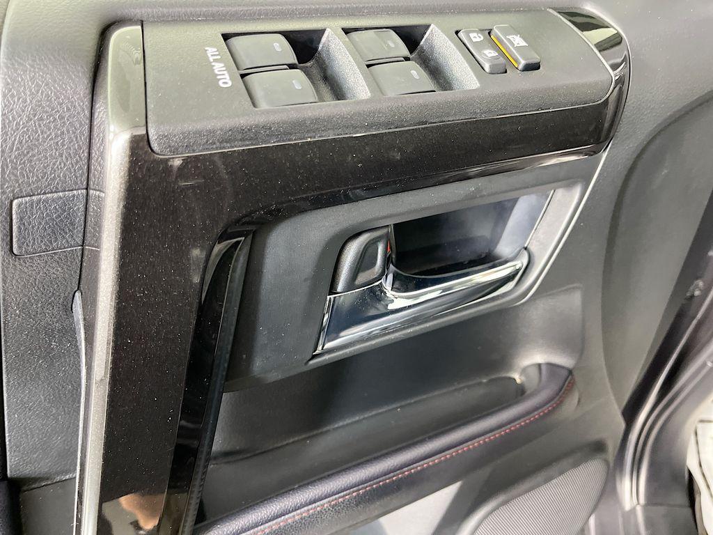 2021 Toyota 4RUNNER VENTURE 缩略图 24