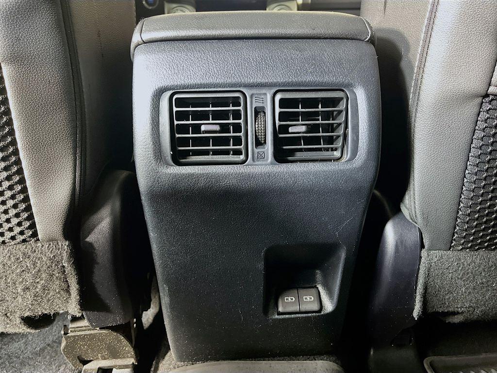 صورة مصغرة 32 لـ 2024 Toyota 4RUNNER SR5 PREMIUM
