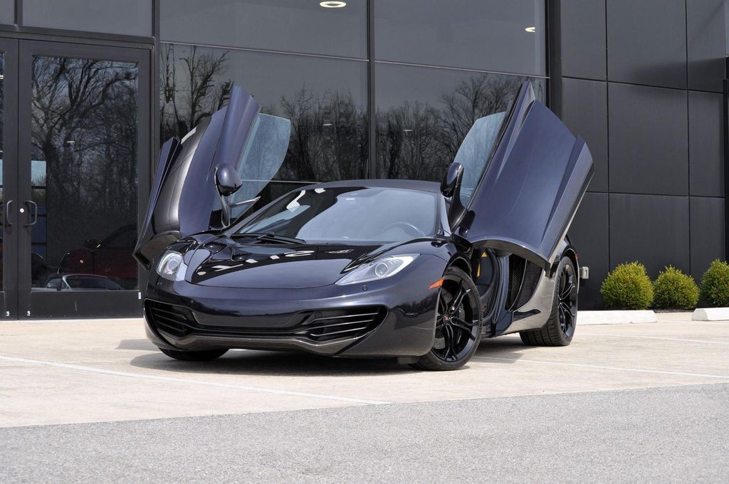 2012 McLaren MP4-12C
