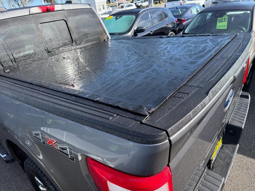 FORD F-150 LARIAT - 9
