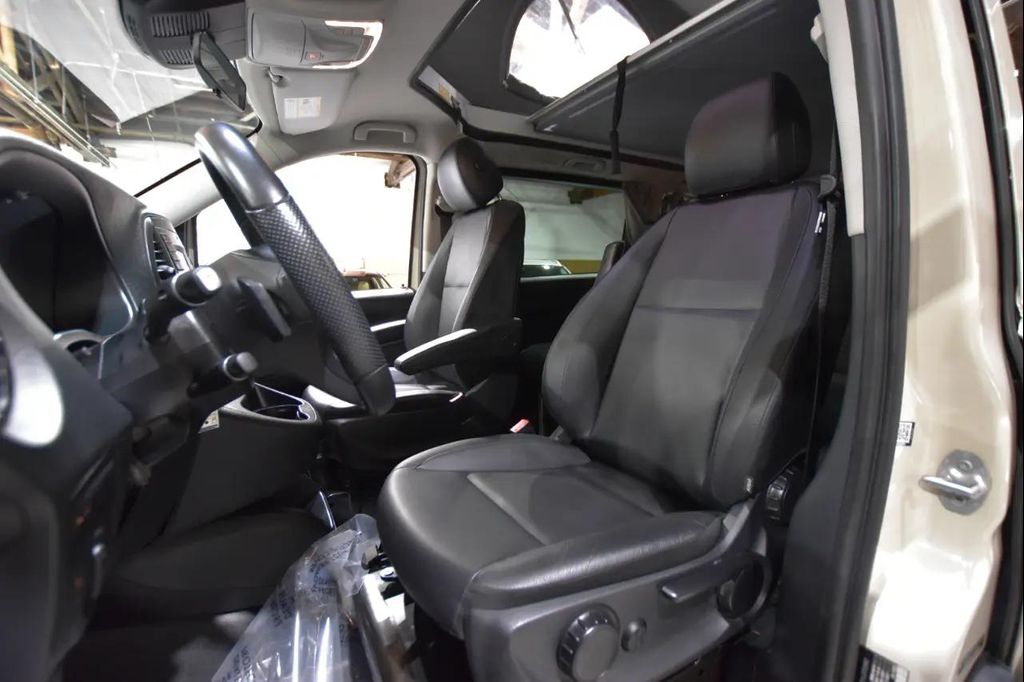 2020 Mercedes-BENZ METRIS BASE — фото 34