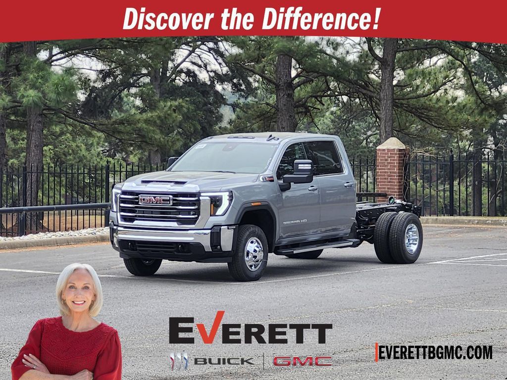 New 2026 GMC Sierra 3500 SLE