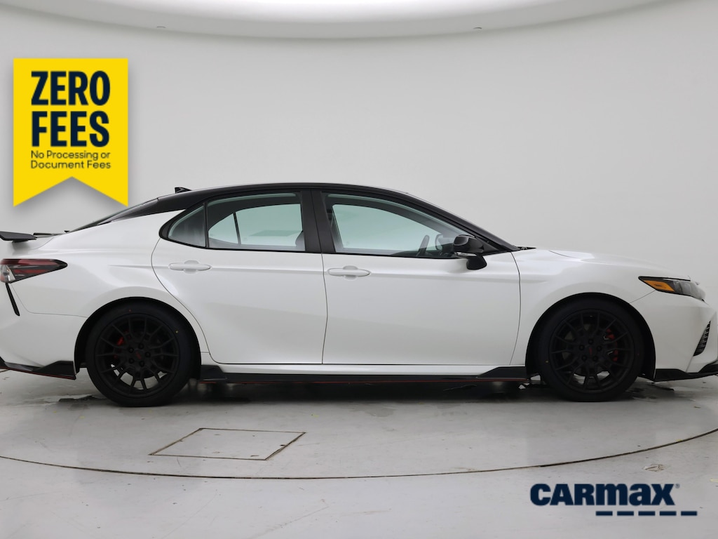 صورة 9 لـ 2022 Toyota CAMRY TRD