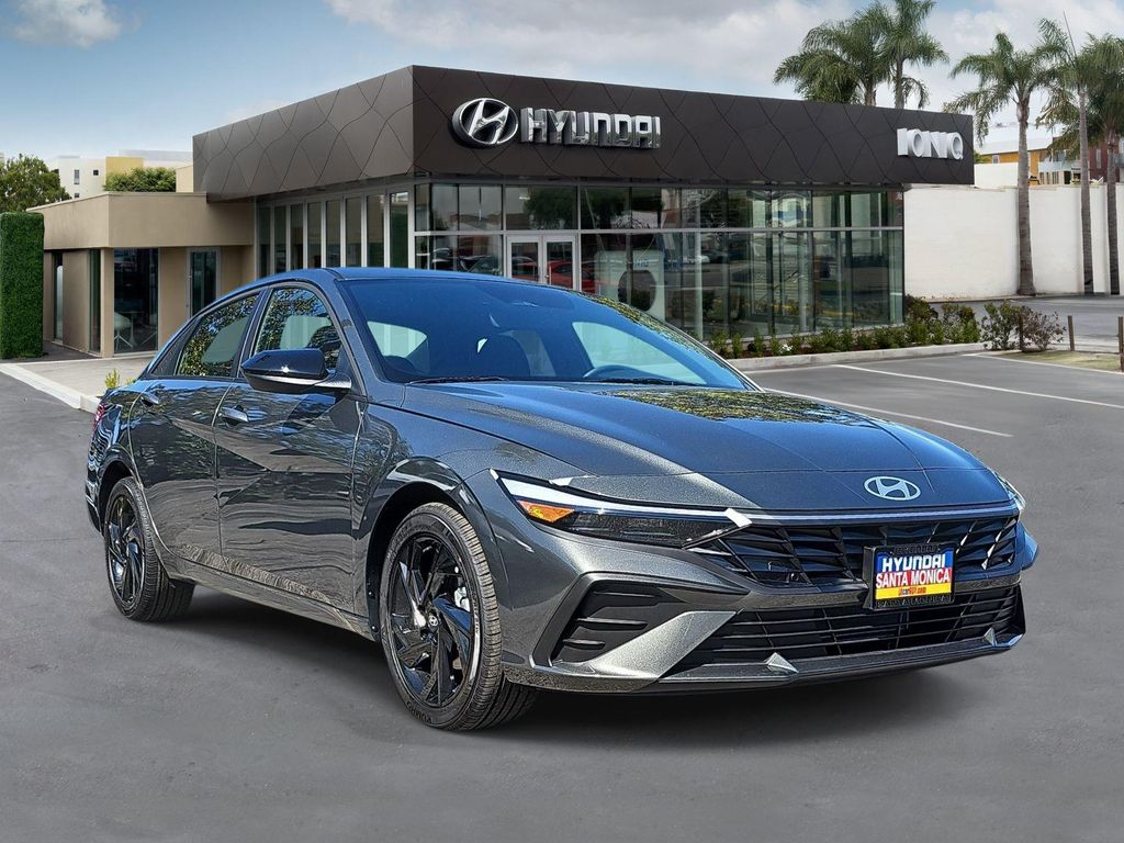 New 2026 Hyundai ELANTRA Sport