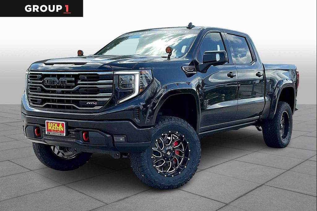 New 2025 GMC Sierra 1500 AT4