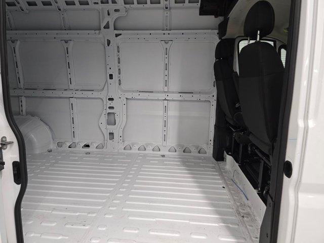 صورة مصغرة 26 لـ 2026 RAM PROMASTER 2500 HIGH ROOF
