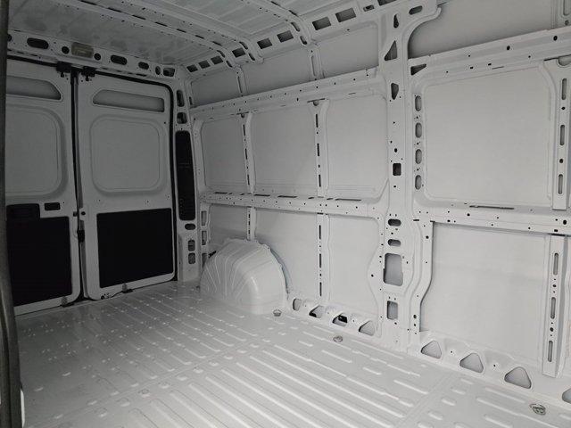 صورة مصغرة 27 لـ 2026 RAM PROMASTER 2500 HIGH ROOF