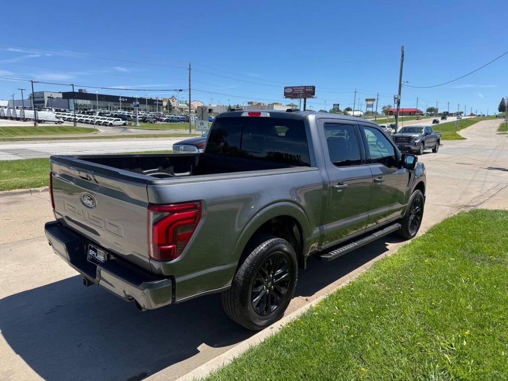 2025 FORD F-150 LARIAT — фото 5