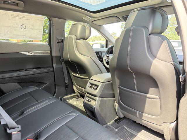صورة 17 لـ 2026 Cadillac OPTIQ PREMIUM LUXURY