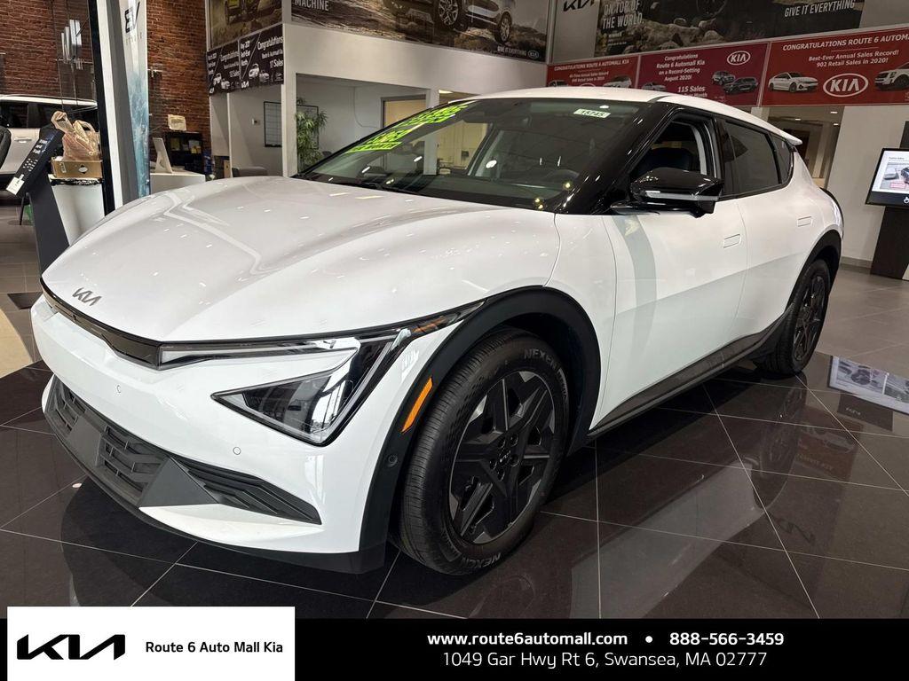 New 2025 Kia EV6 Light Long Range