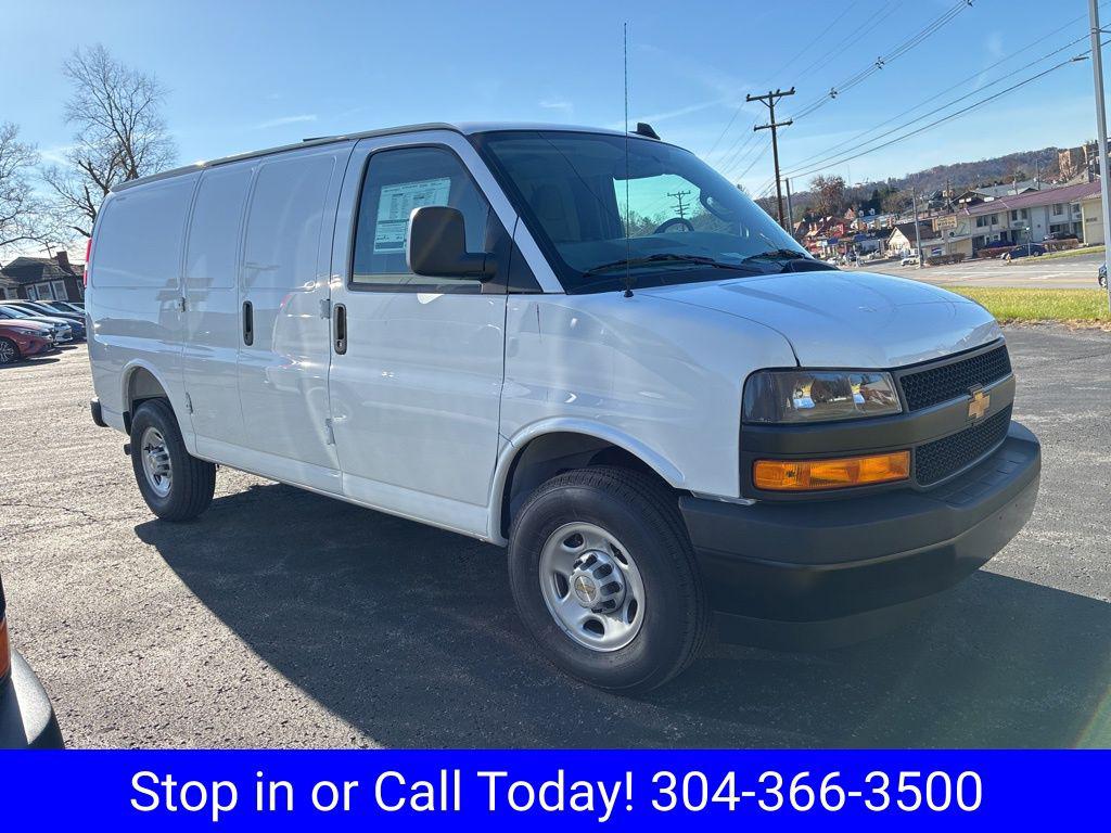 New 2025 Chevrolet Express 2500 Work Van