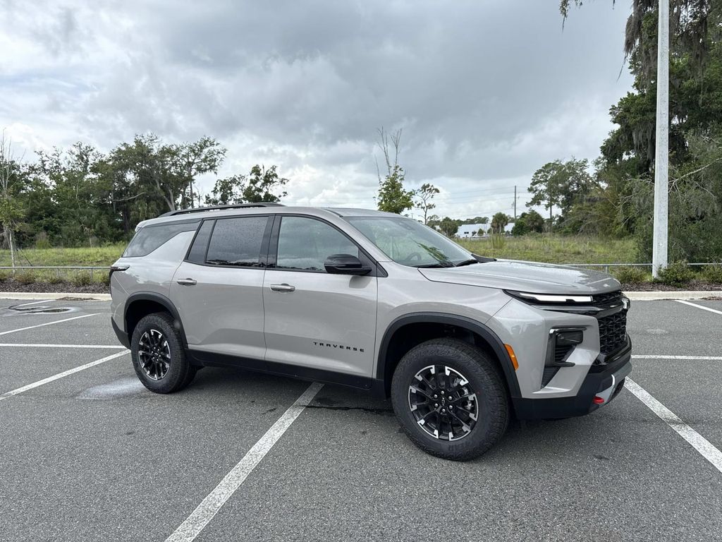 New 2026 Chevrolet Traverse AWD Z71