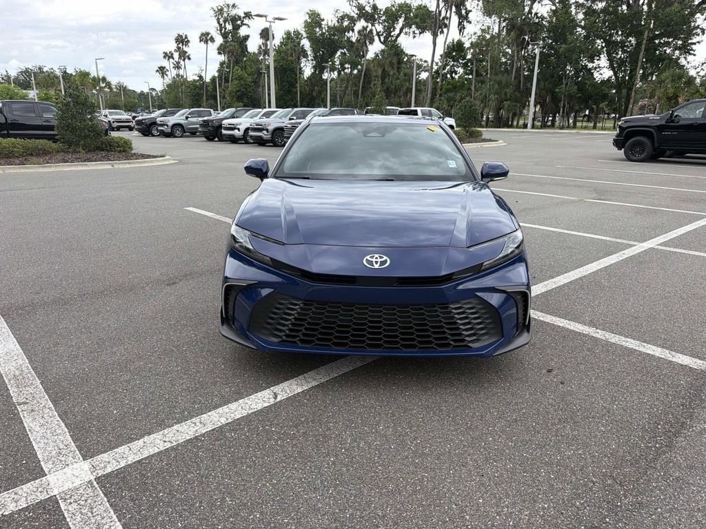 TOYOTA CAMRY SE - 8