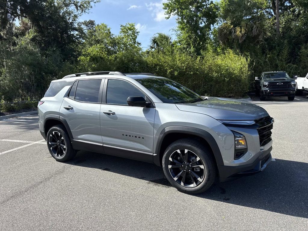 New 2026 Chevrolet Equinox FWD RS
